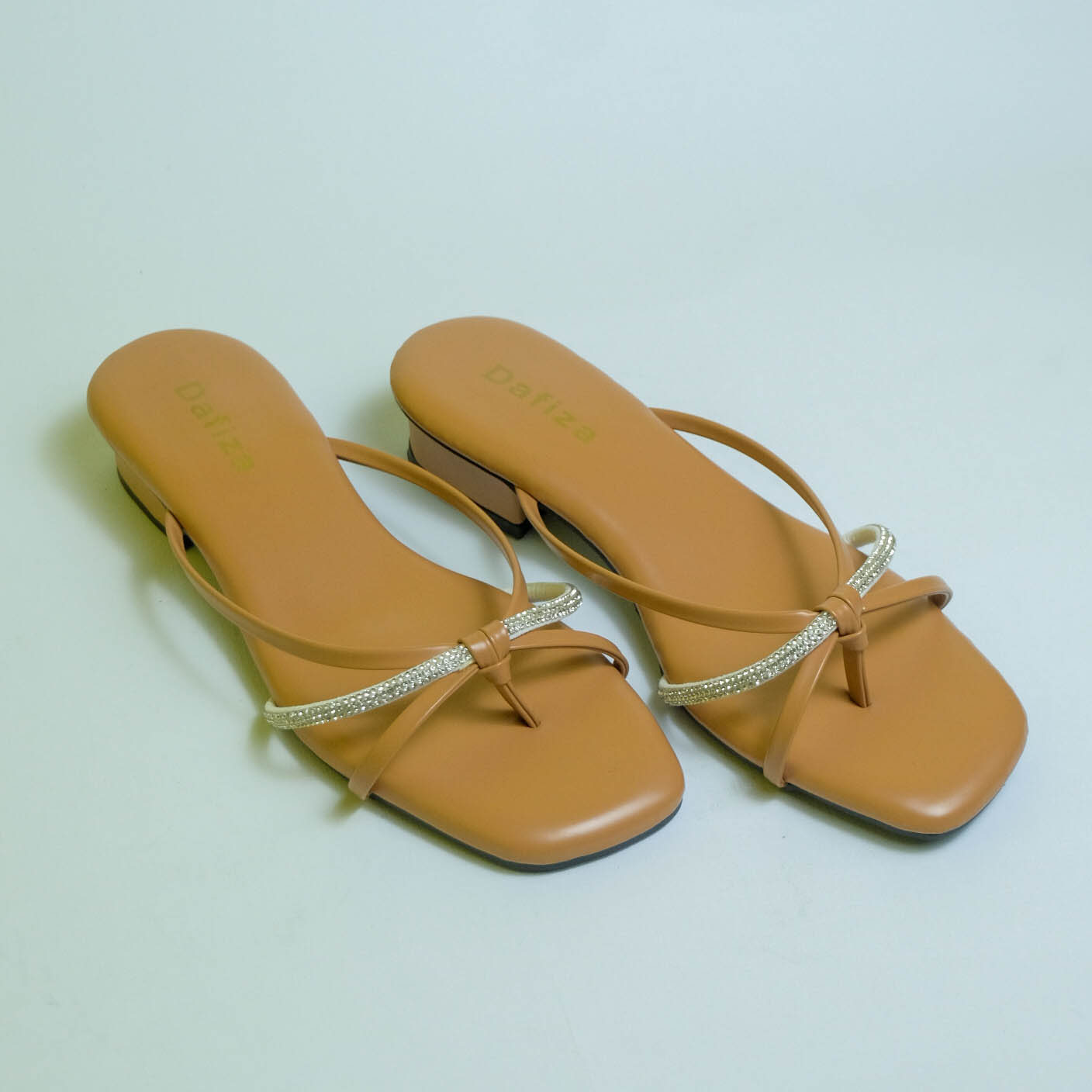 sandal dafiza coklat